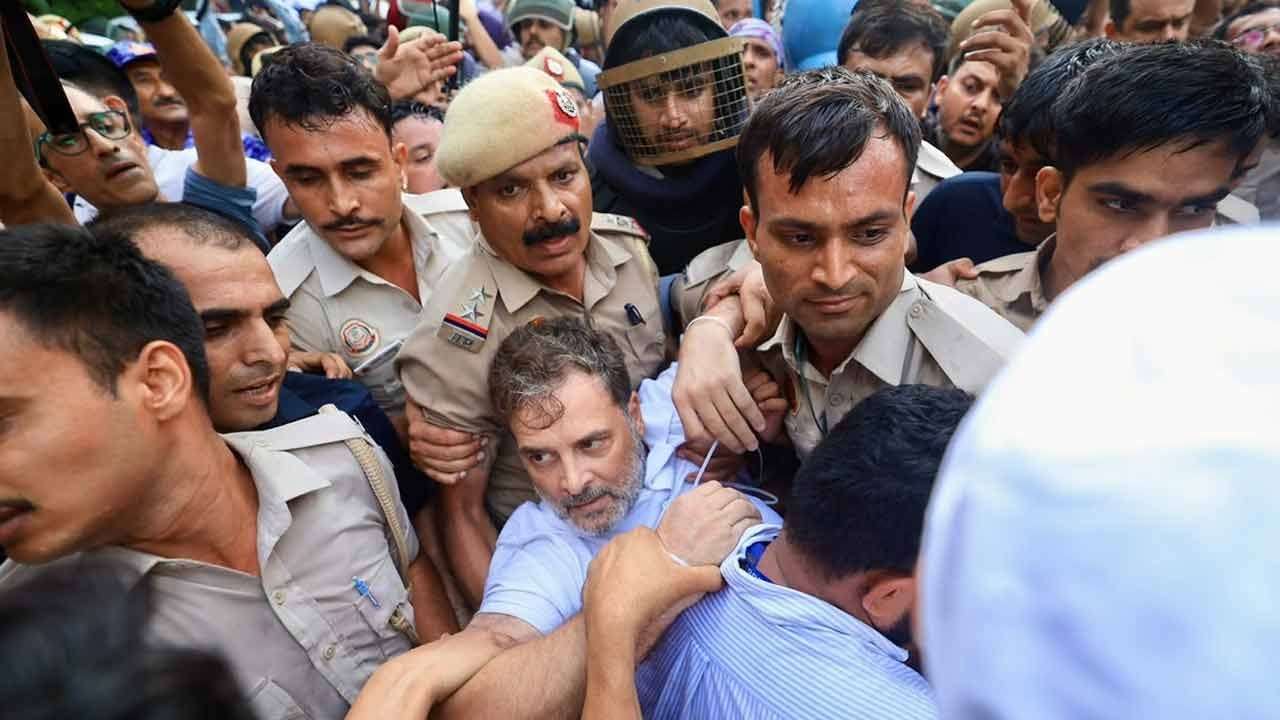 মোদি সরকারের পতনের ডাক রাহুল গান্ধীর